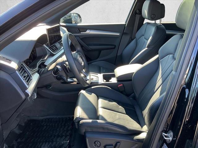 Used 2024 Audi Q5 2.0T Premium w/ Summer of Audi Package image 12