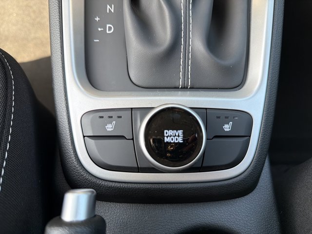 New 2026 Hyundai Venue SEL FWD image 29