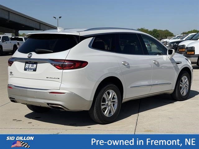 Certified 2018 Buick Enclave Premium w/ Trailering Package FWD image 4