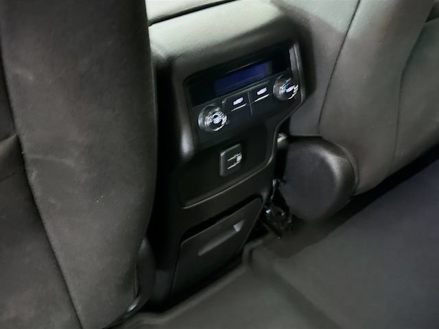 Used 2019 GMC Acadia SLE FWD image 24