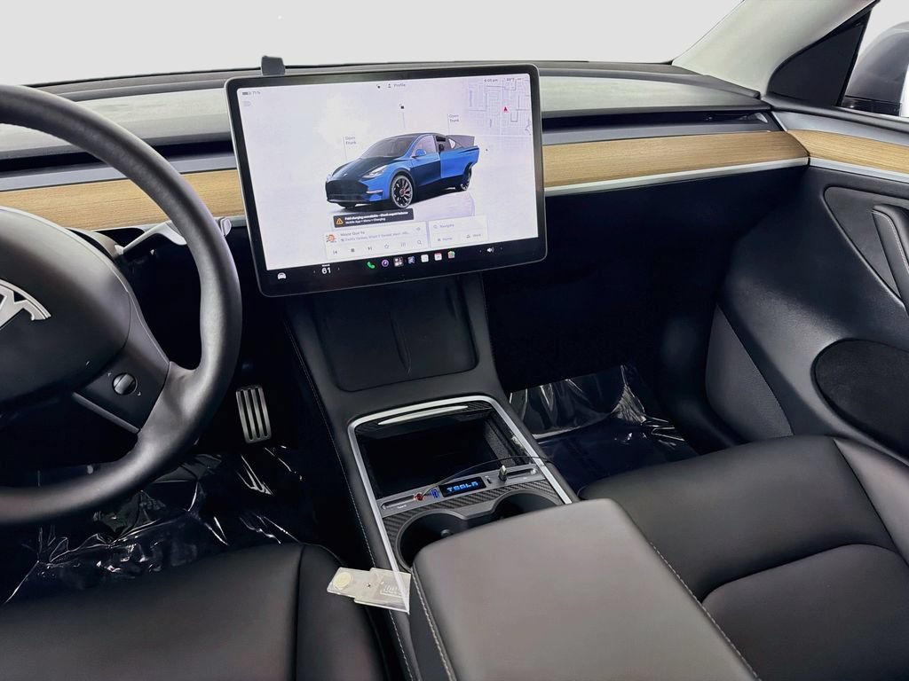 Used 2024 Tesla Model Y Performance AWD/4WD image 23