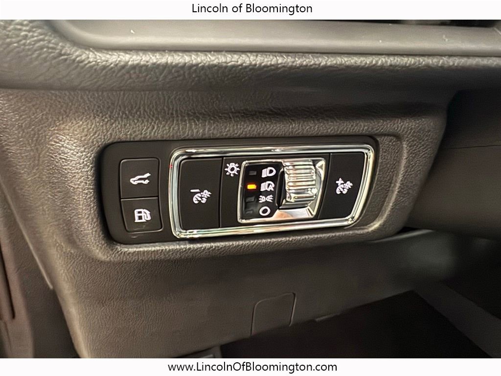 New 2025 Lincoln Corsair Grand Touring w/ Equipment Group 302A AWD/4WD image 36