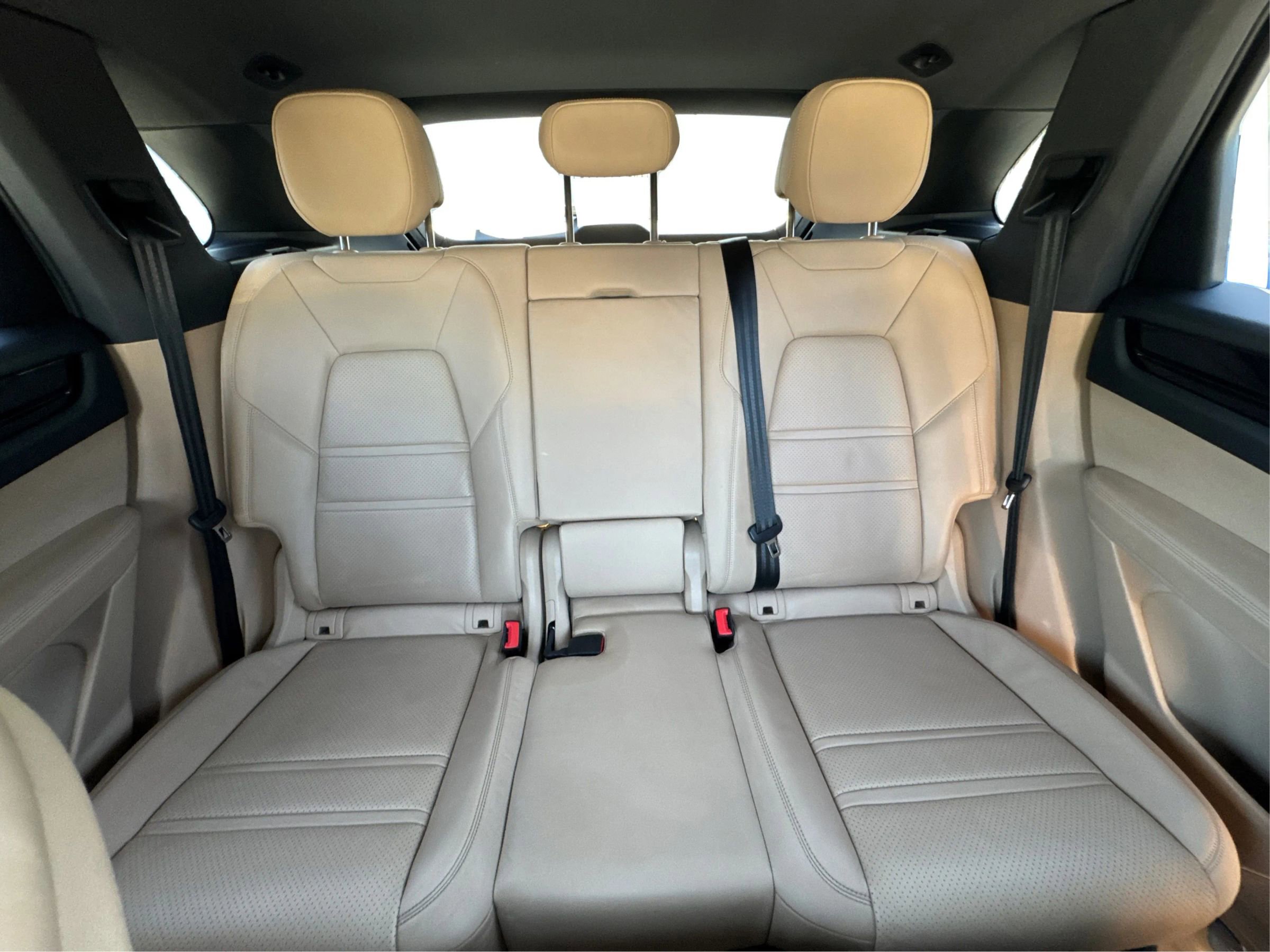 Used 2023 Porsche Cayenne image 14