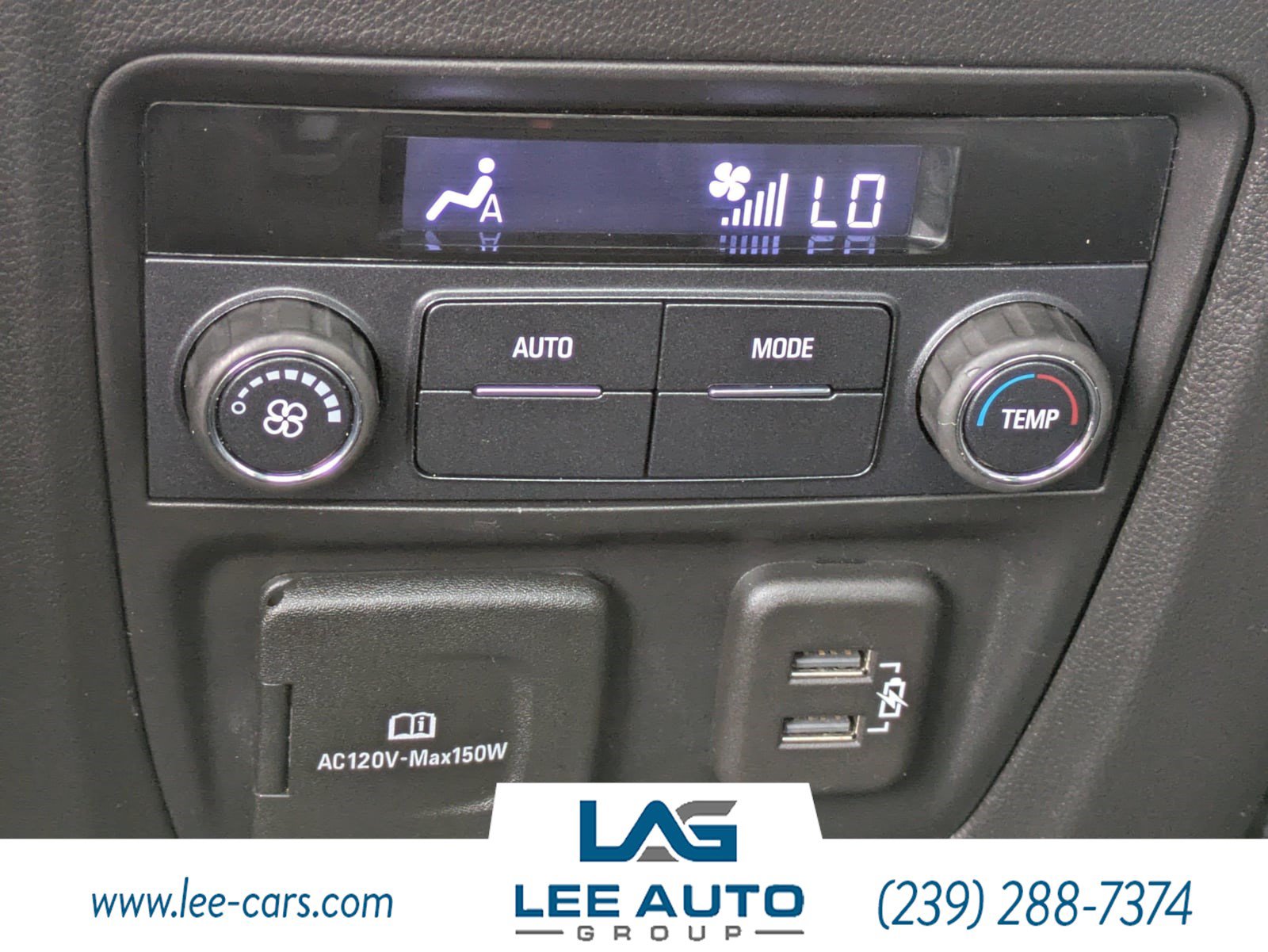 Used 2020 Buick Enclave Essence w/ Sound and Sites Package FWD image 14
