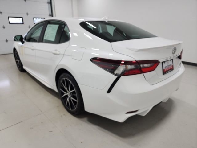 Certified 2023 Toyota Camry SE FWD image 9