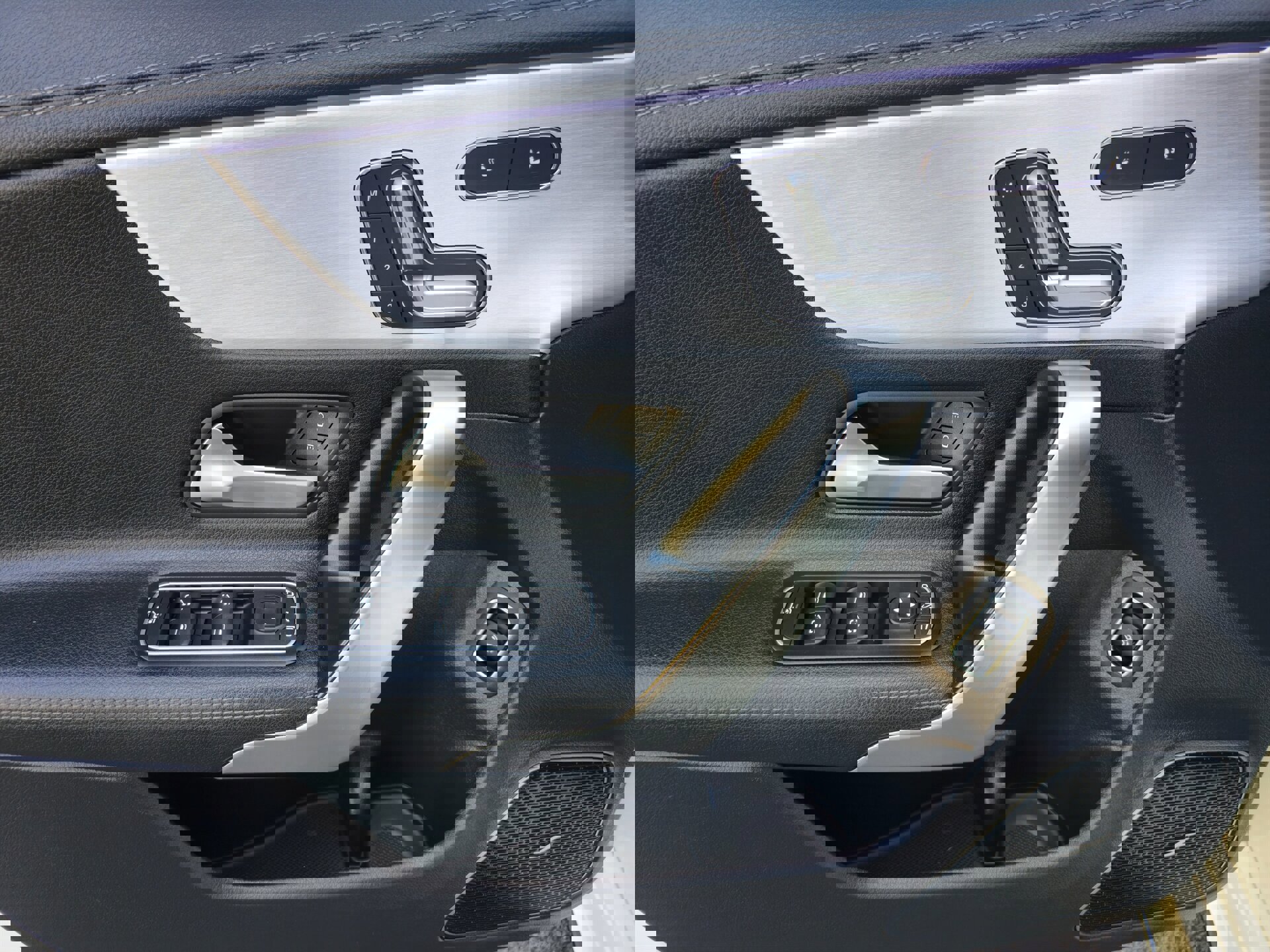 Used 2020 Mercedes-Benz CLA 35 AMG 4MATIC image 13