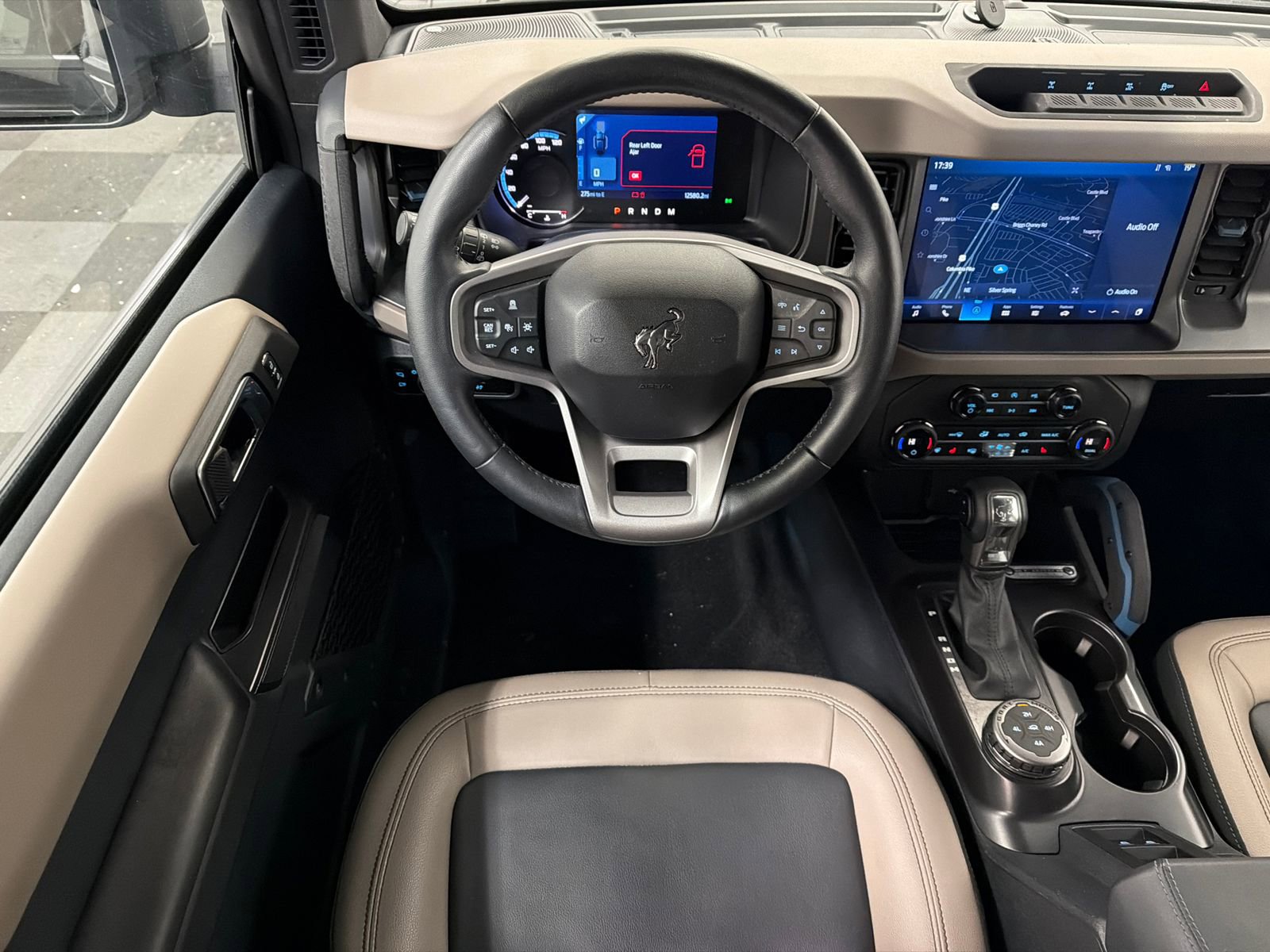 Used 2024 Ford Bronco Wildtrak image 20