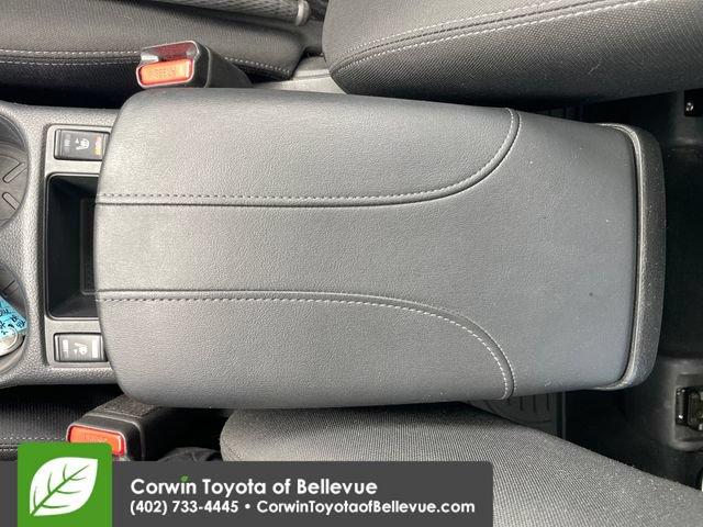 Used 2020 Nissan Rogue SV AWD/4WD image 25