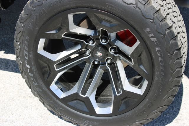 Used 2022 Chevrolet Silverado 1500 RST w/ Safety Package image 16