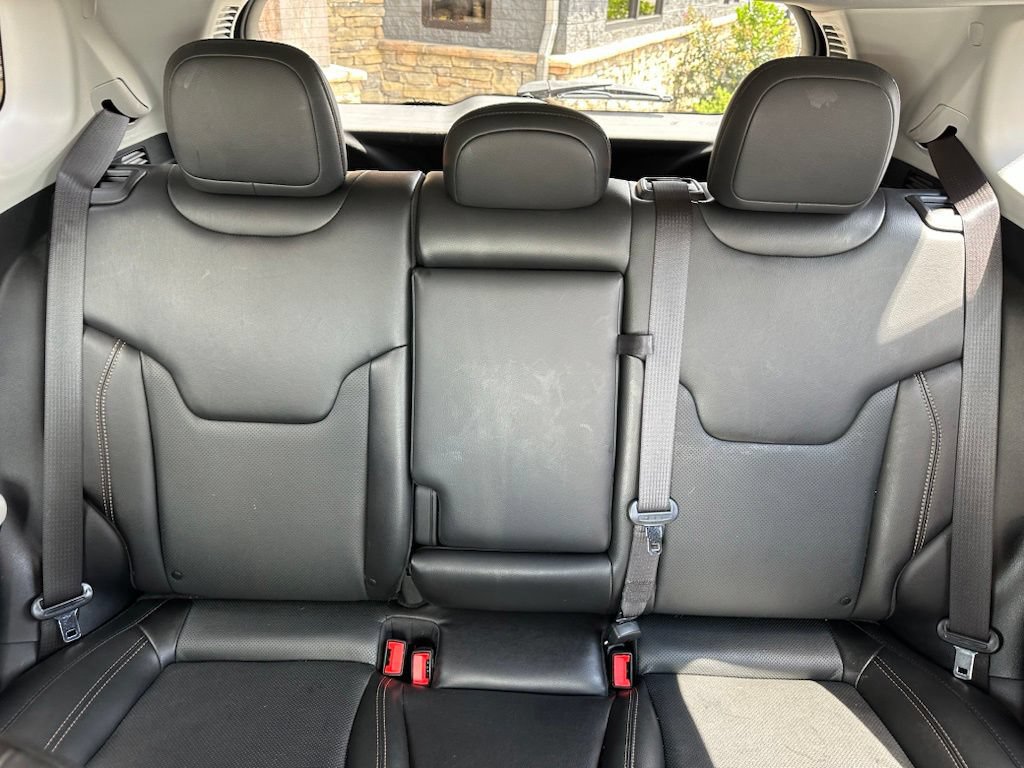 Used 2022 Jeep Compass Limited AWD/4WD image 34