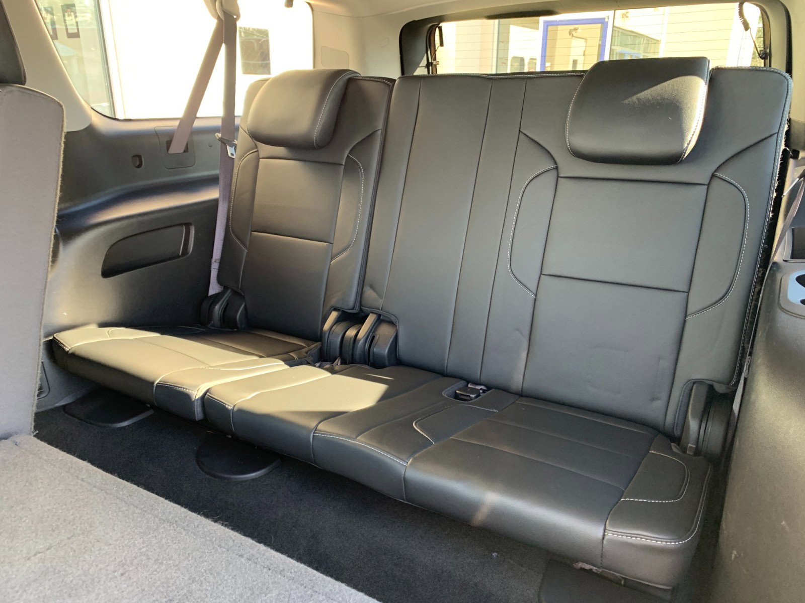 Used 2016 Chevrolet Suburban LT image 28