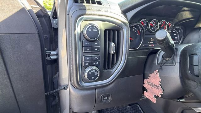 Used 2021 Chevrolet Silverado 1500 RST w/ Convenience Package II AWD/4WD image 32