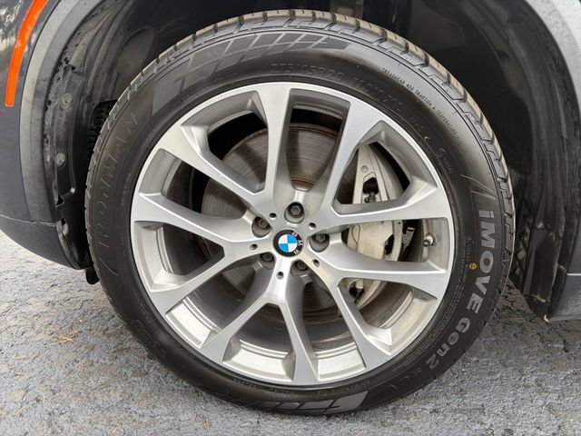 Used 2019 BMW X5 xDrive50i AWD/4WD image 26