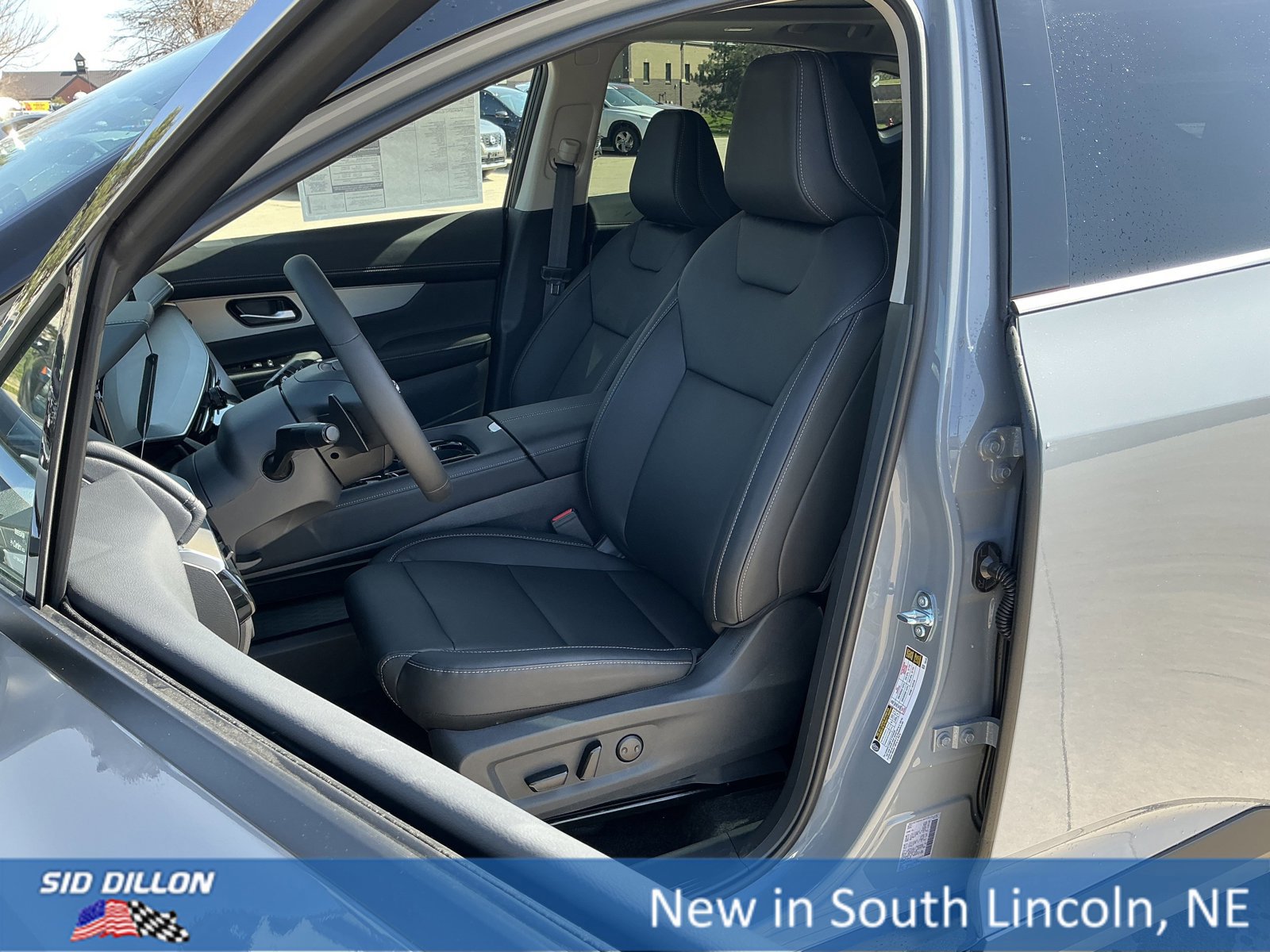 New 2025 Nissan Murano SL image 9