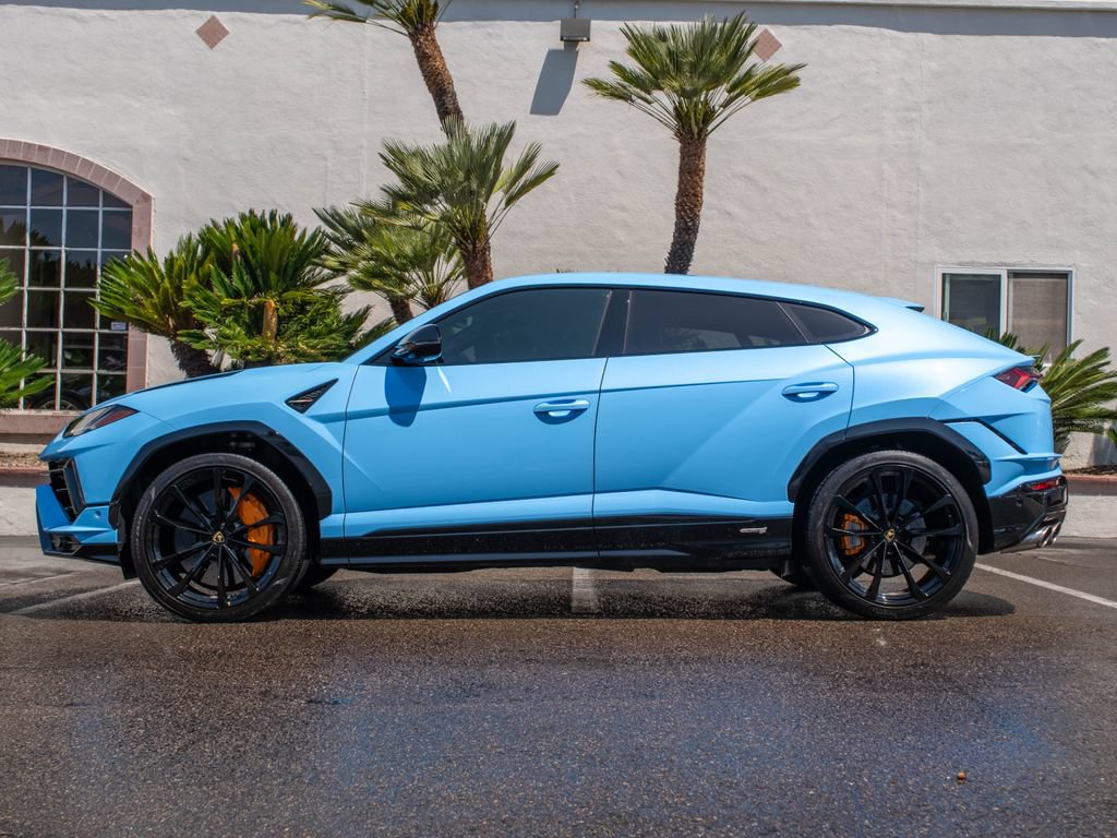 Used 2024 Lamborghini Urus S AWD/4WD image 2