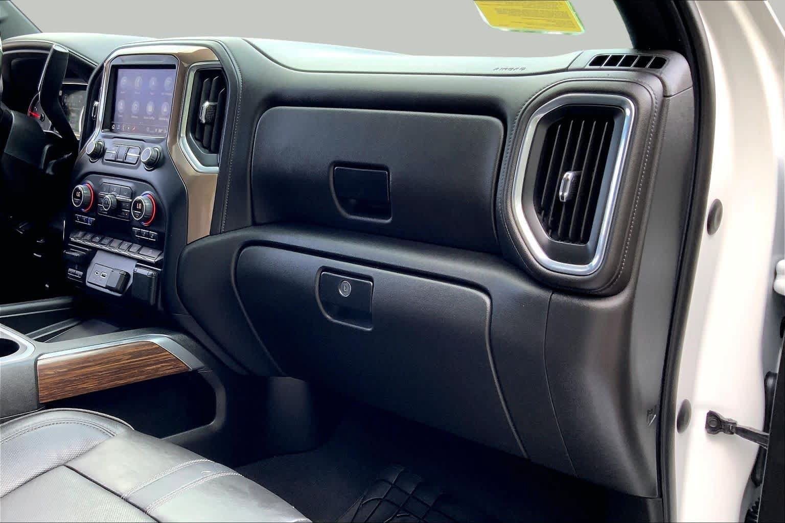 Used 2022 Chevrolet Silverado 2500 High Country w/ Z71 Off-Road Package AWD/4WD image 17