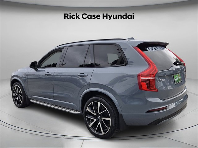 Used 2023 Volvo XC90 T8 Ultimate w/ Lounge Package image 8