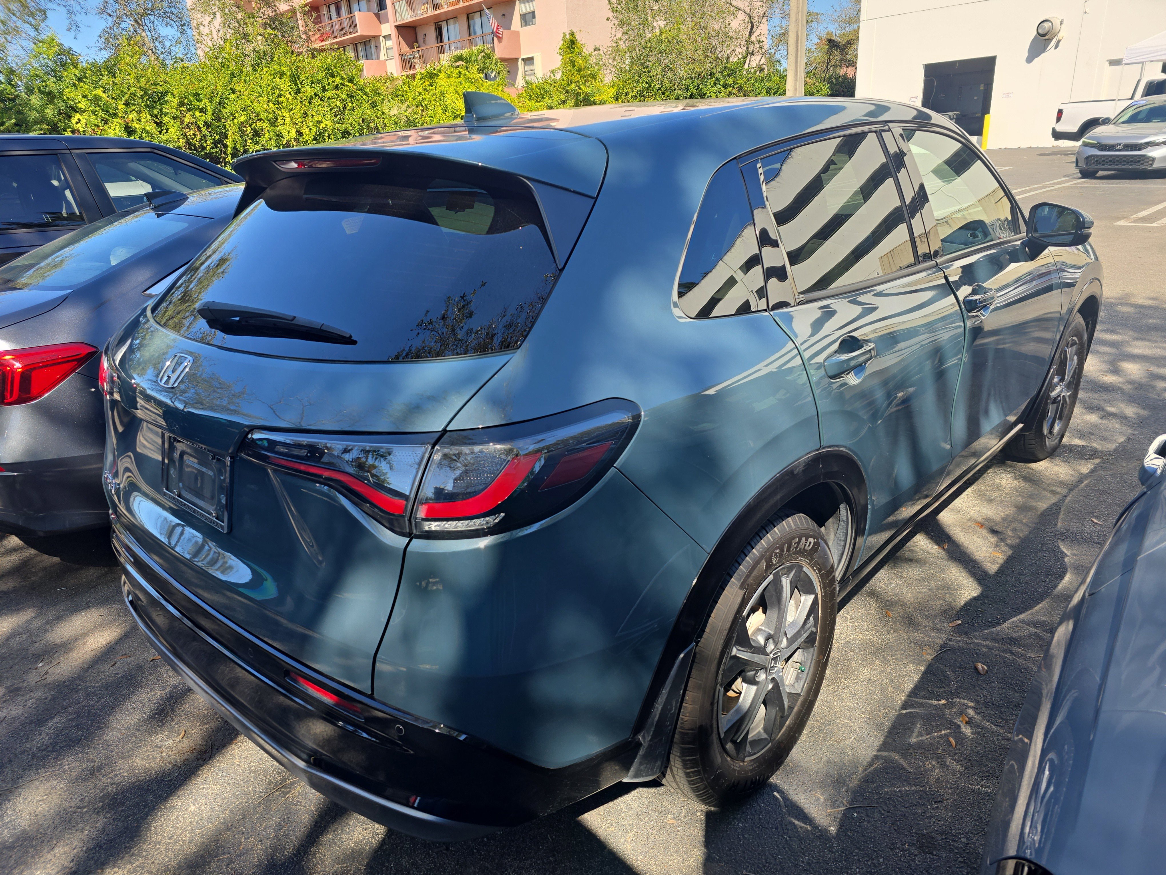 Certified 2023 Honda HR-V EX-L image 5