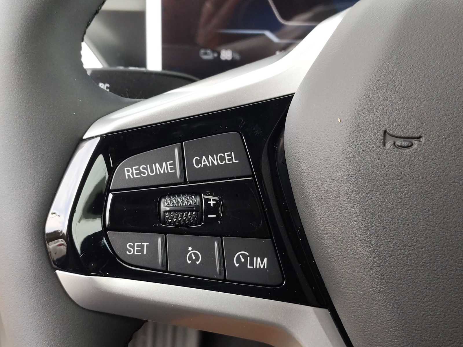 Used 2025 BMW i4 xDrive40i w/ Premium Package image 25