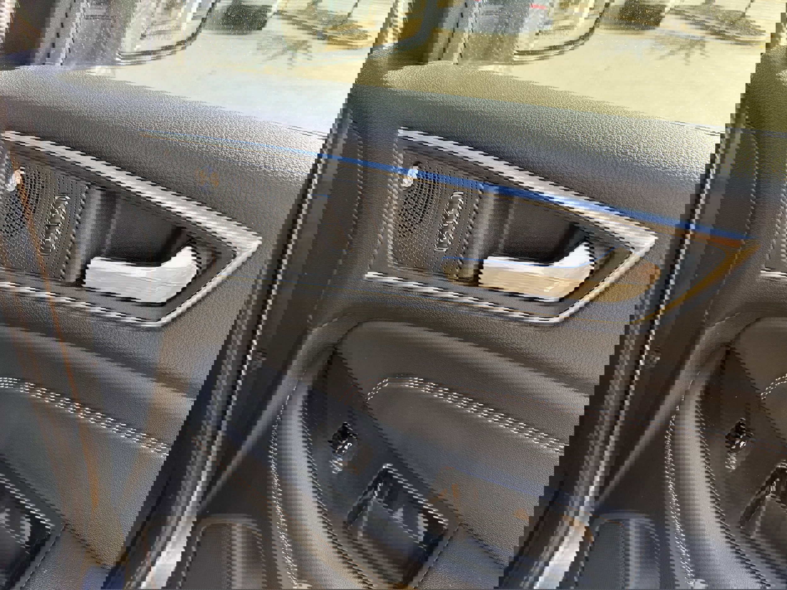 Used 2019 Ford Edge Titanium w/ Equipment Group 301A image 34