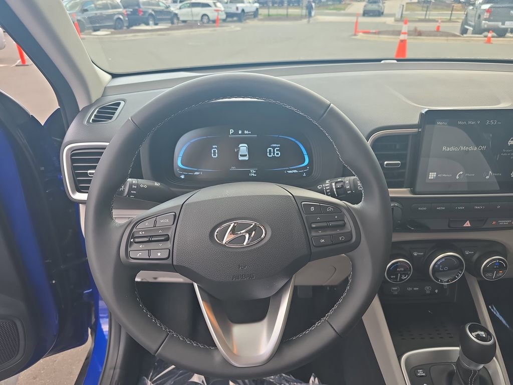 New 2026 Hyundai Venue SEL FWD image 17