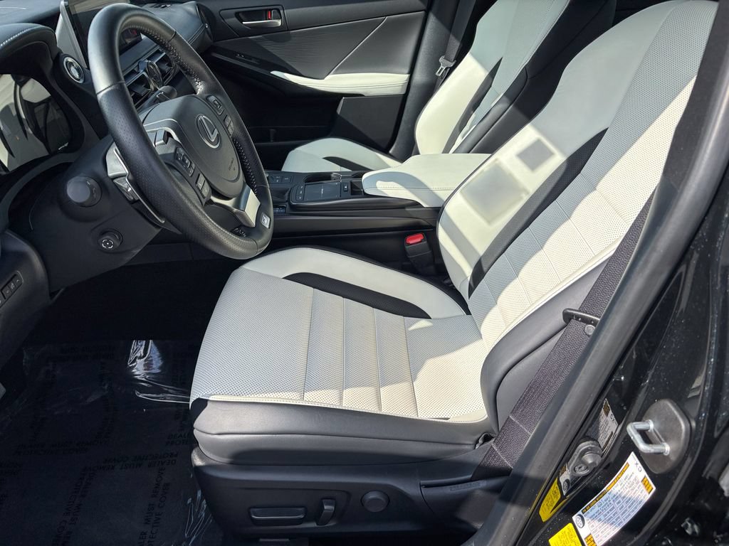 Used 2025 Lexus IS 350 F Sport AWD/4WD image 20