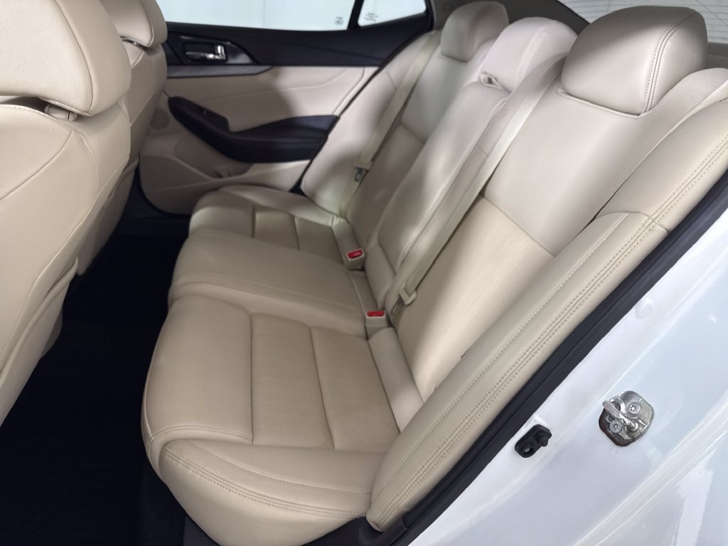 Used 2018 Nissan Maxima 3.5 SV FWD image 12