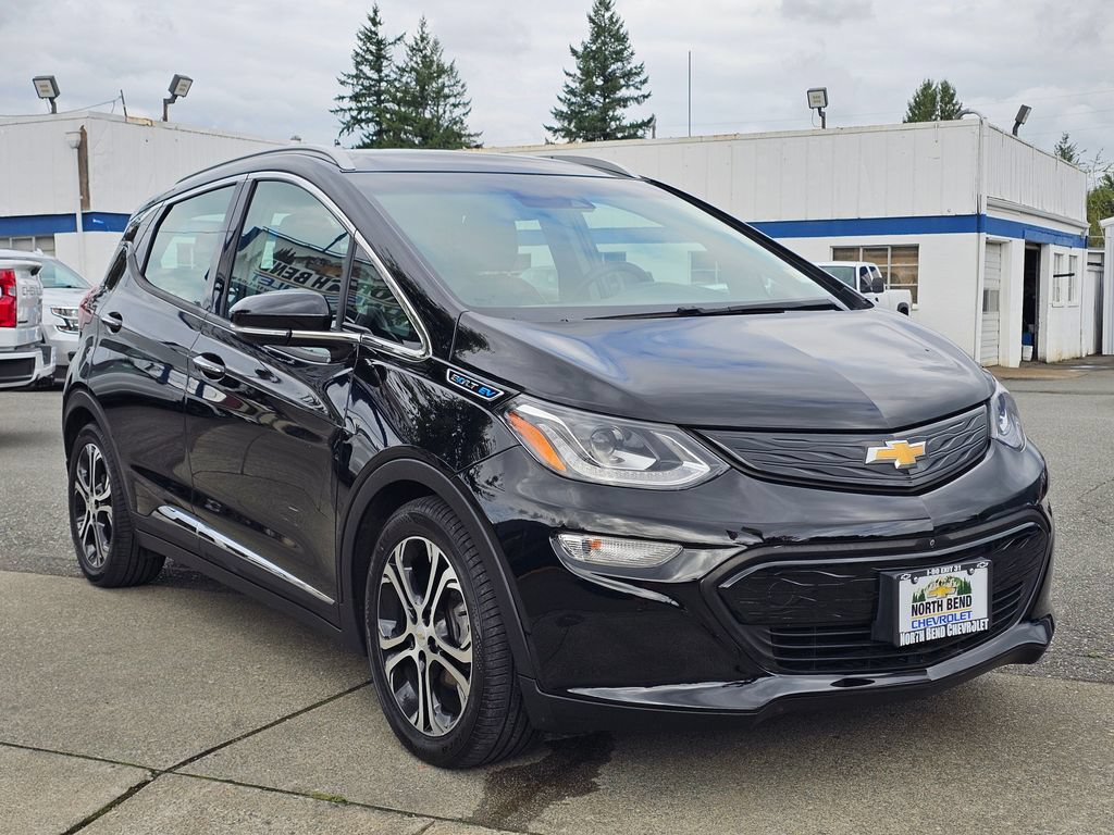 Used 2020 Chevrolet Bolt Premier w/ Infotainment Package FWD image 3