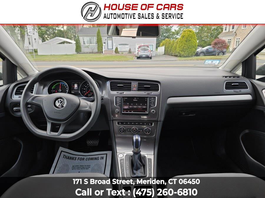 Used 2016 Volkswagen e-Golf SE image 19