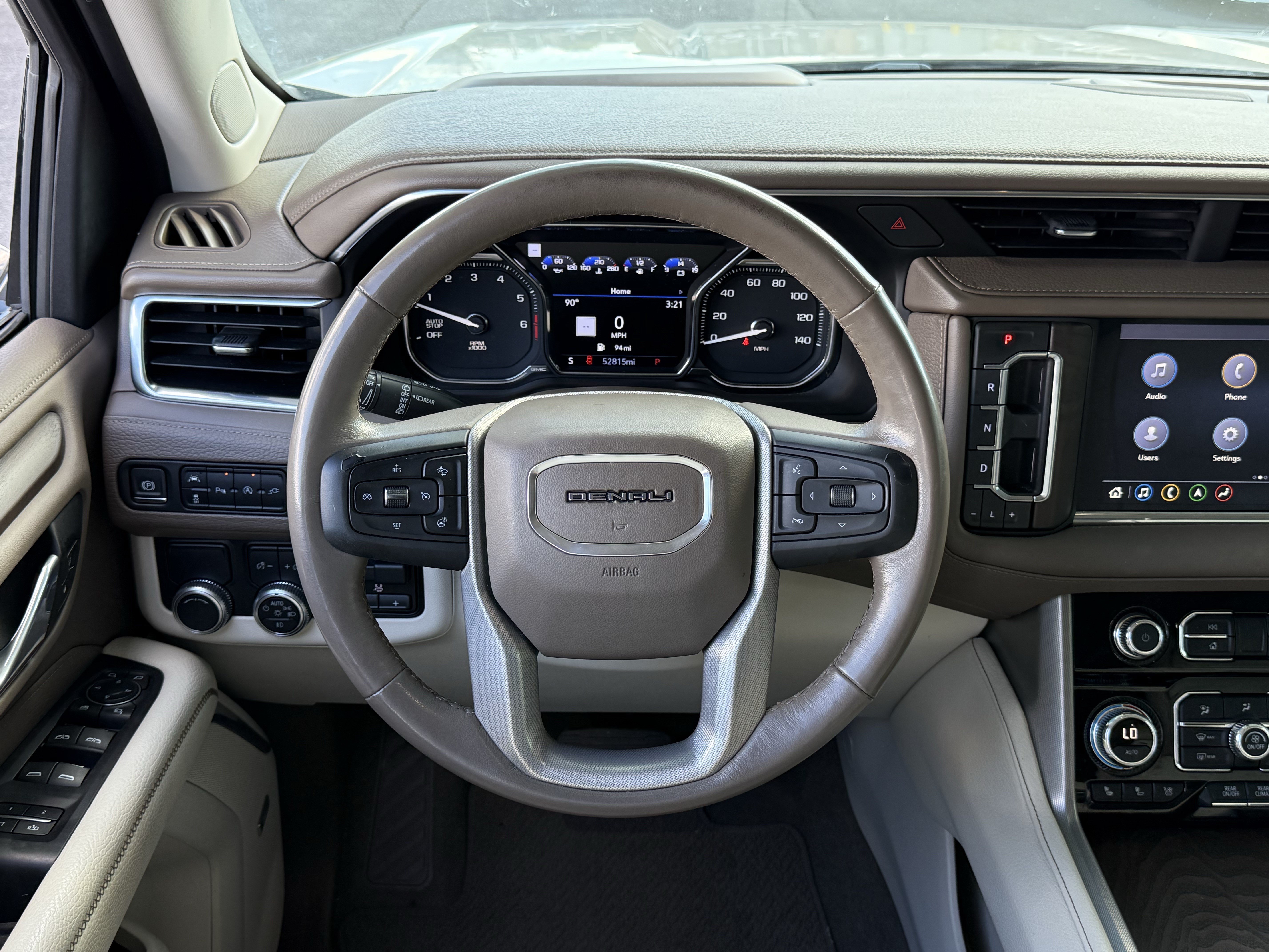 Used 2021 GMC Yukon Denali w/ Denali Premium Package RWD image 6