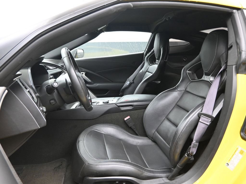 Used 2016 Chevrolet Corvette Z06 w/ Z07 Performance Package image 19