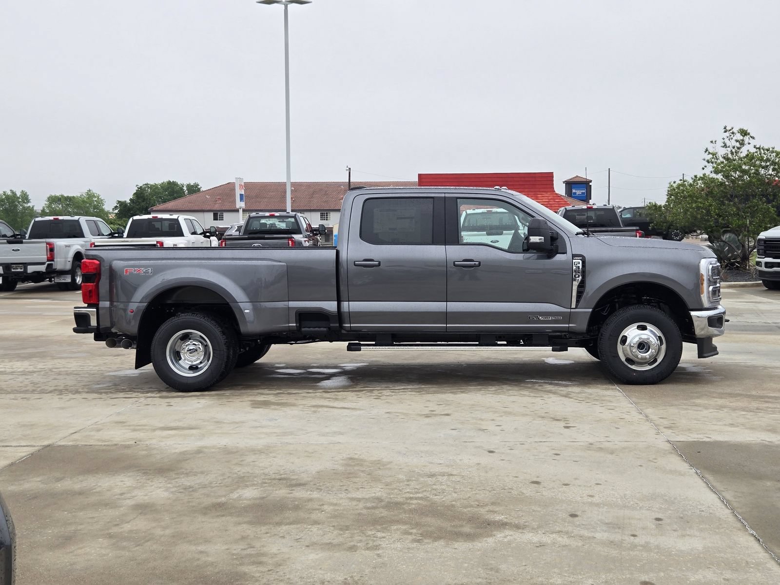 New 2026 Ford F350 Lariat w/ FX4 Off-Road Package AWD/4WD image 7