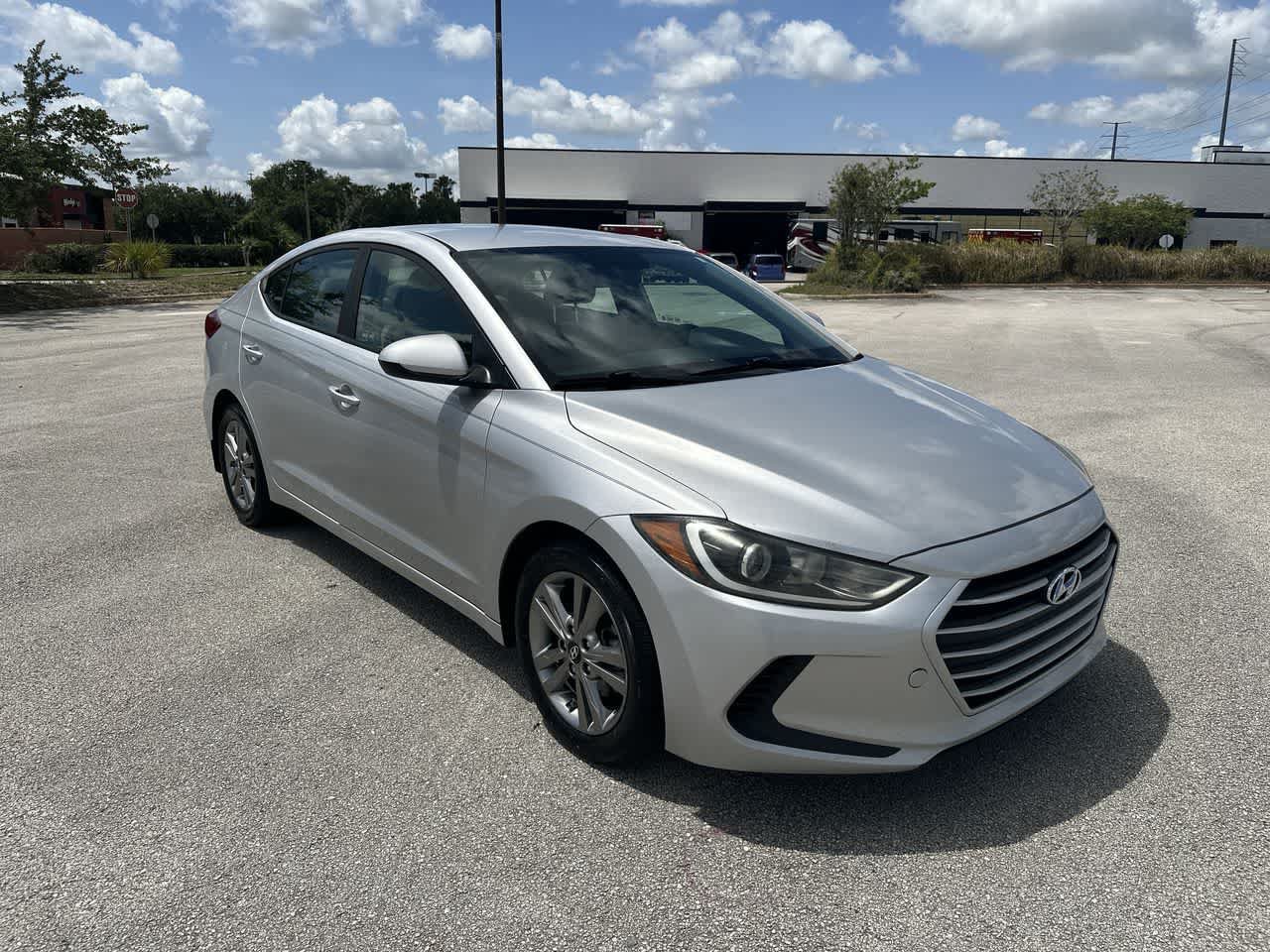 Used 2018 Hyundai Elantra SEL FWD image 16