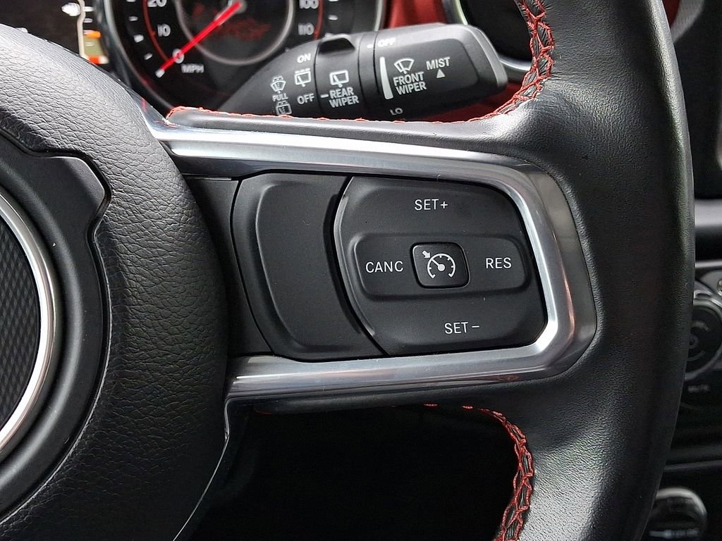 Used 2022 Jeep Wrangler Unlimited Rubicon w/ Cold Weather Group AWD/4WD image 23