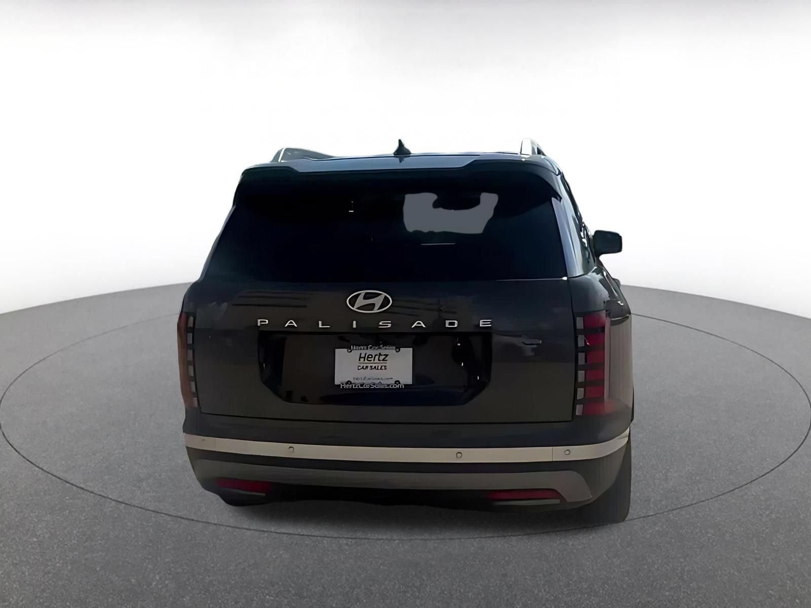 Used 2026 Hyundai Palisade SEL FWD image 12