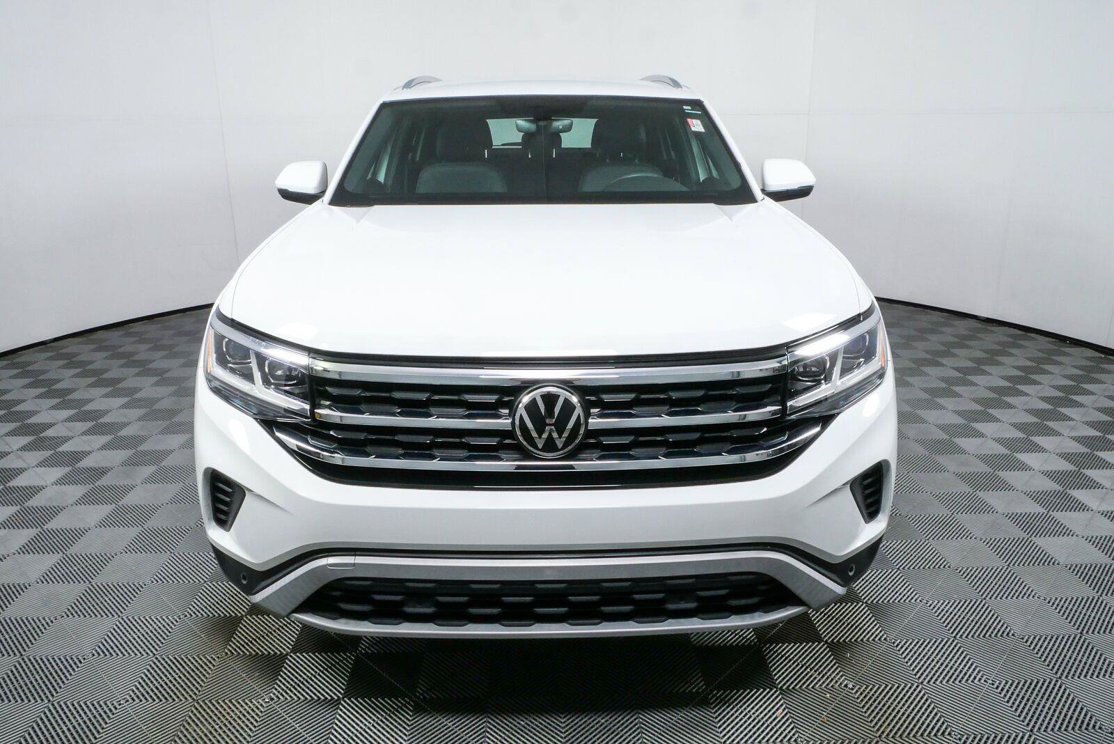 Certified 2023 Volkswagen Atlas Cross Sport SE AWD/4WD image 22