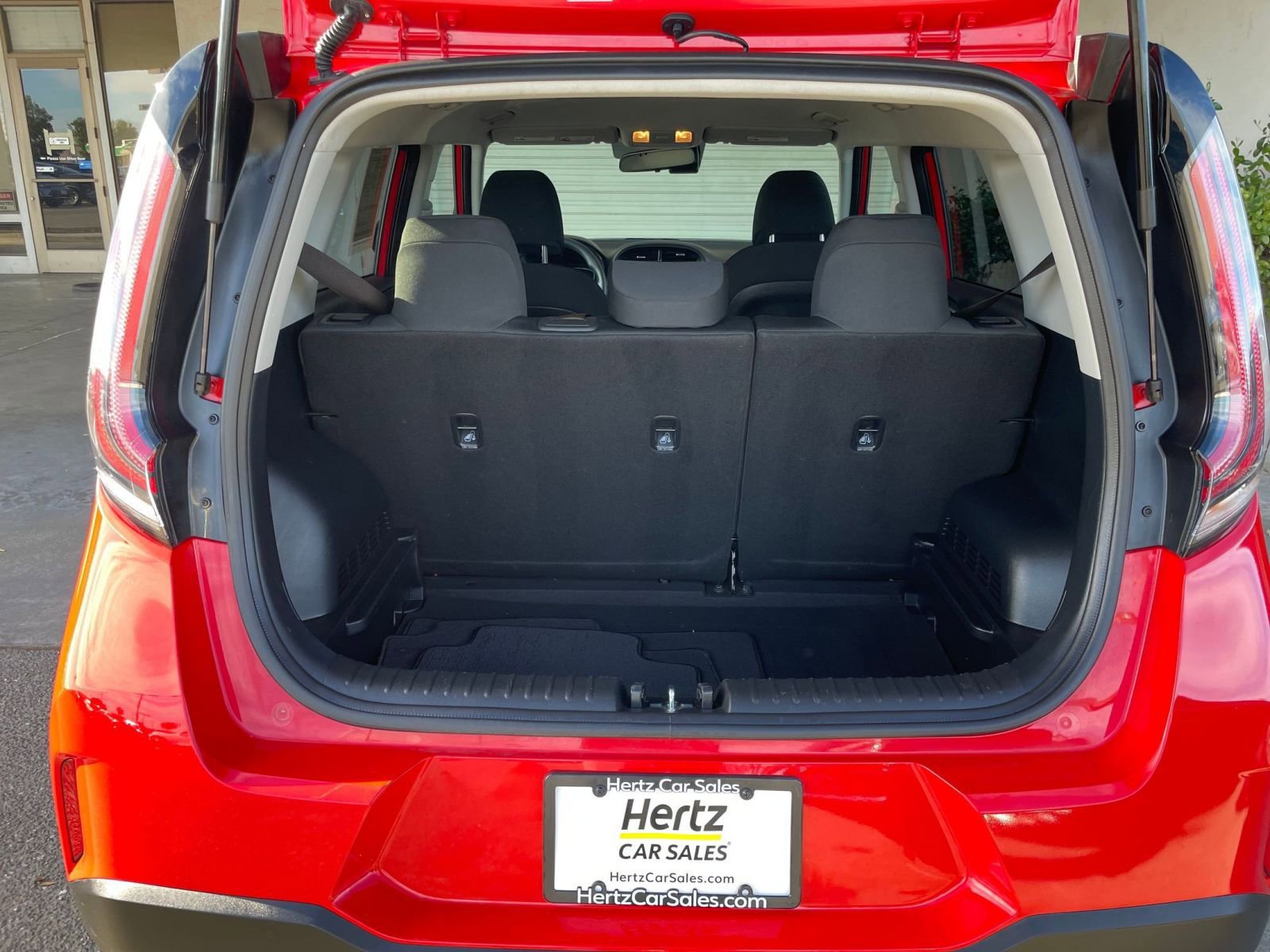 Used 2025 Kia Soul LX w/ LX Technology Package image 31