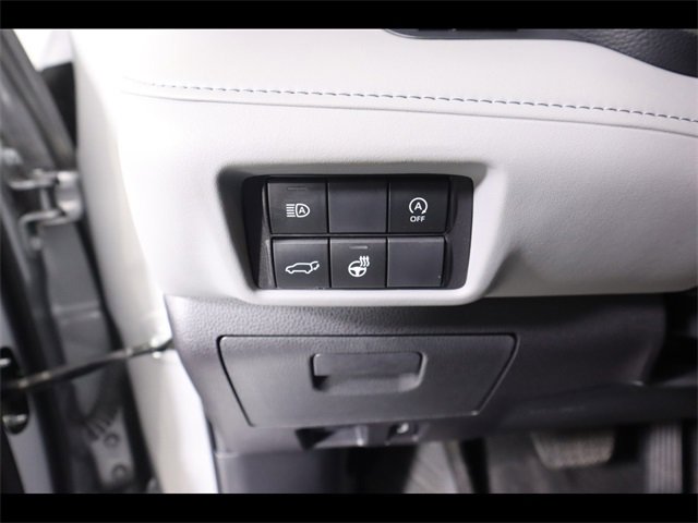 Used 2023 Toyota Highlander Limited image 26