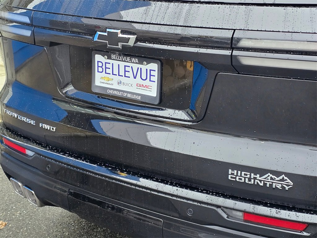 New 2026 Chevrolet Traverse High Country w/ LPO, Floor Liner Package image 14