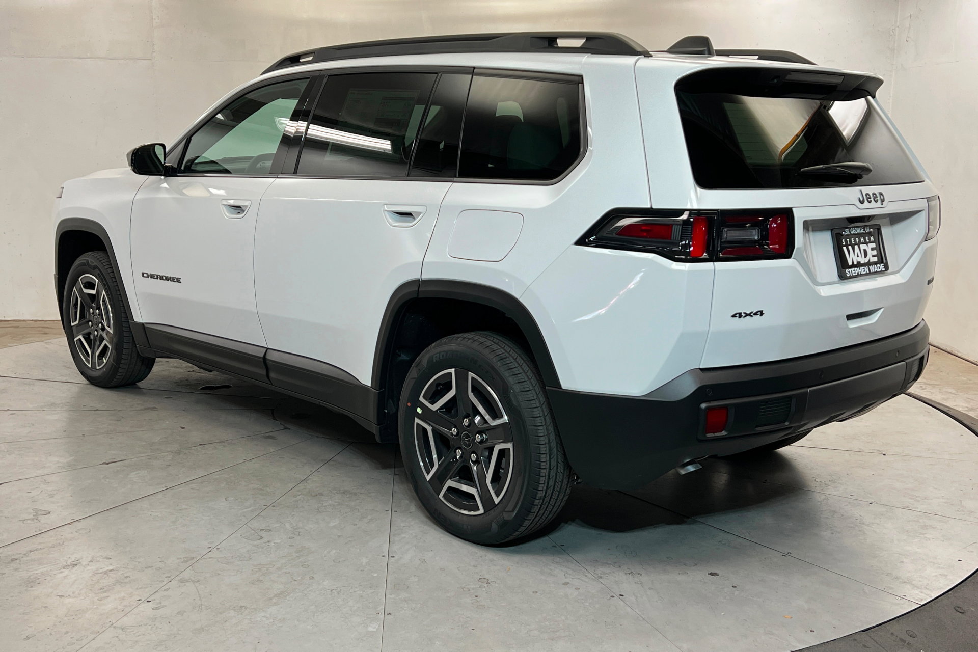 New 2026 Jeep Cherokee Limited AWD/4WD image 3
