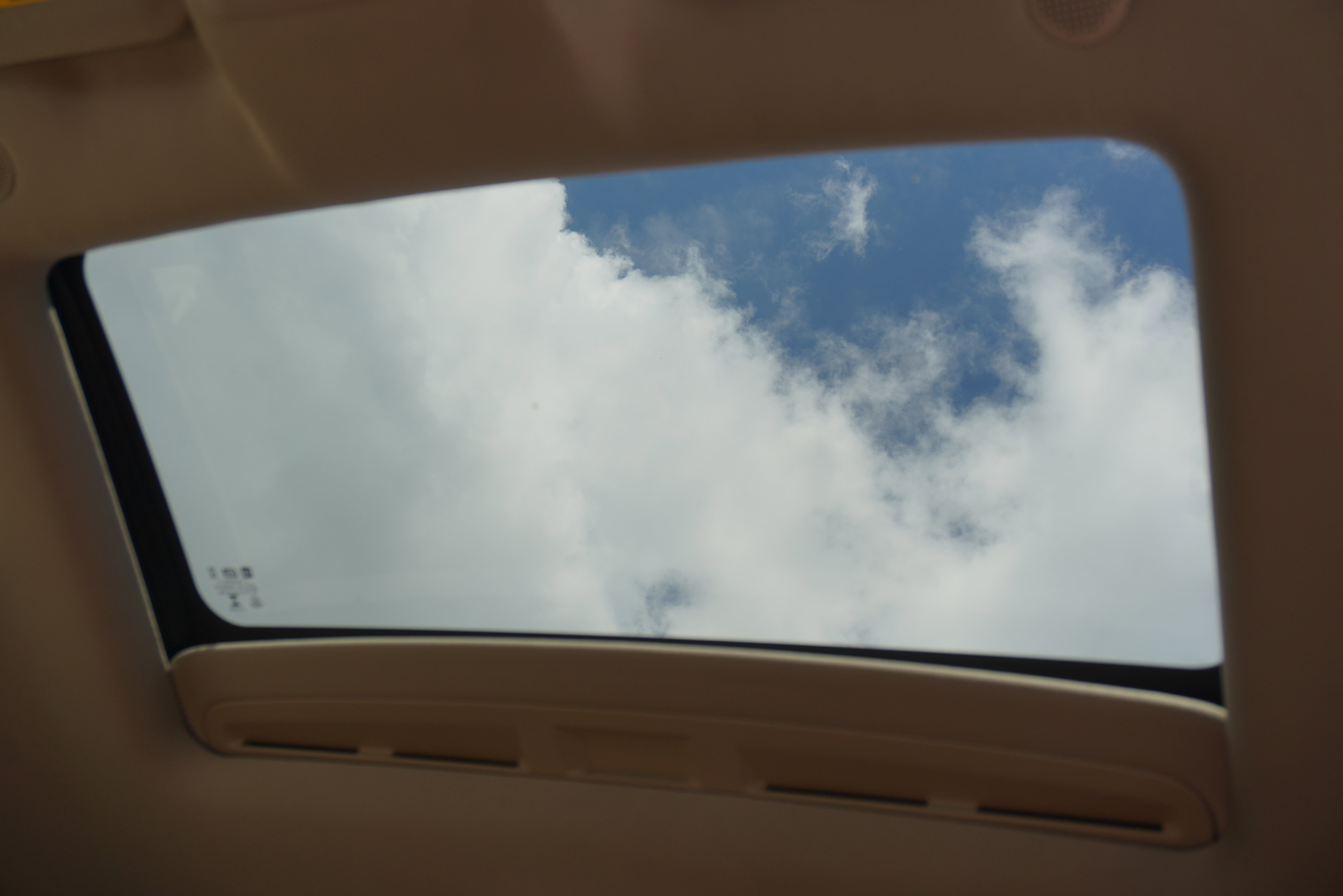 Used 2017 Buick Encore Premium w/ Experience Buick Package image 22