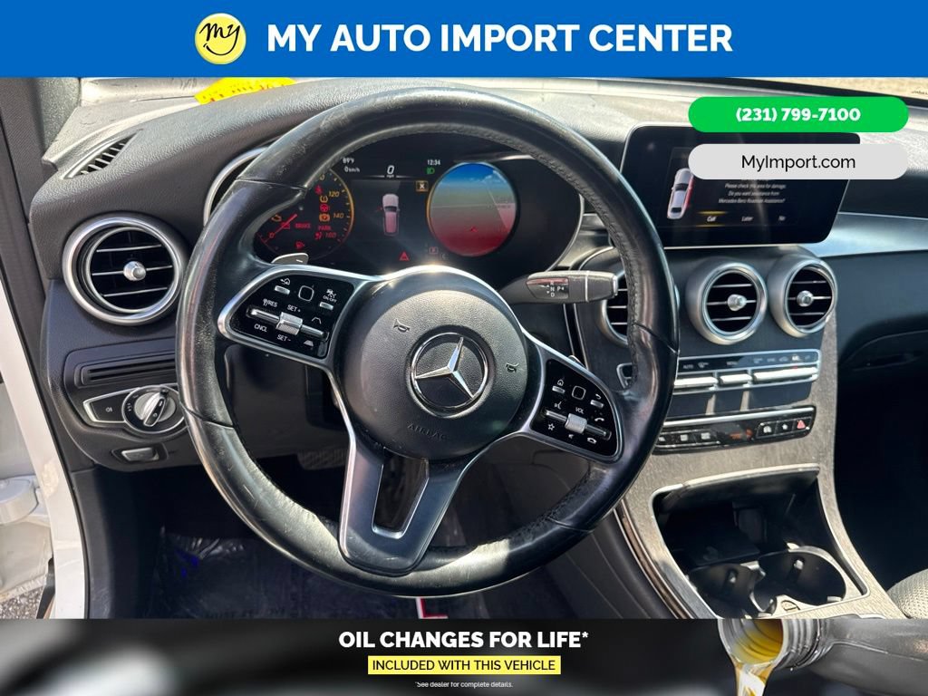 Used 2022 Mercedes-Benz GLC 300 4MATIC w/ Driver Assistance Package image 9