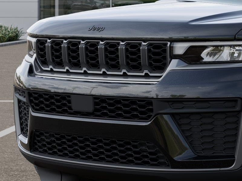 New 2026 Jeep Grand Cherokee L 4WD image 11