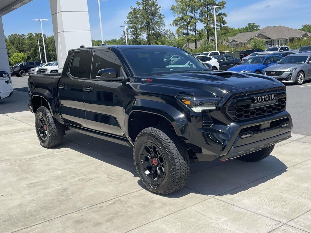 Used 2025 Toyota Tacoma TRD Pro w/ Tow Tech Package AWD/4WD image 4