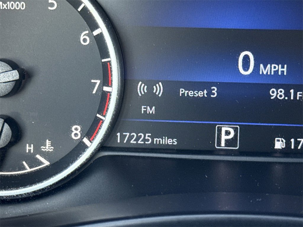 Certified 2021 Nissan Murano S image 32