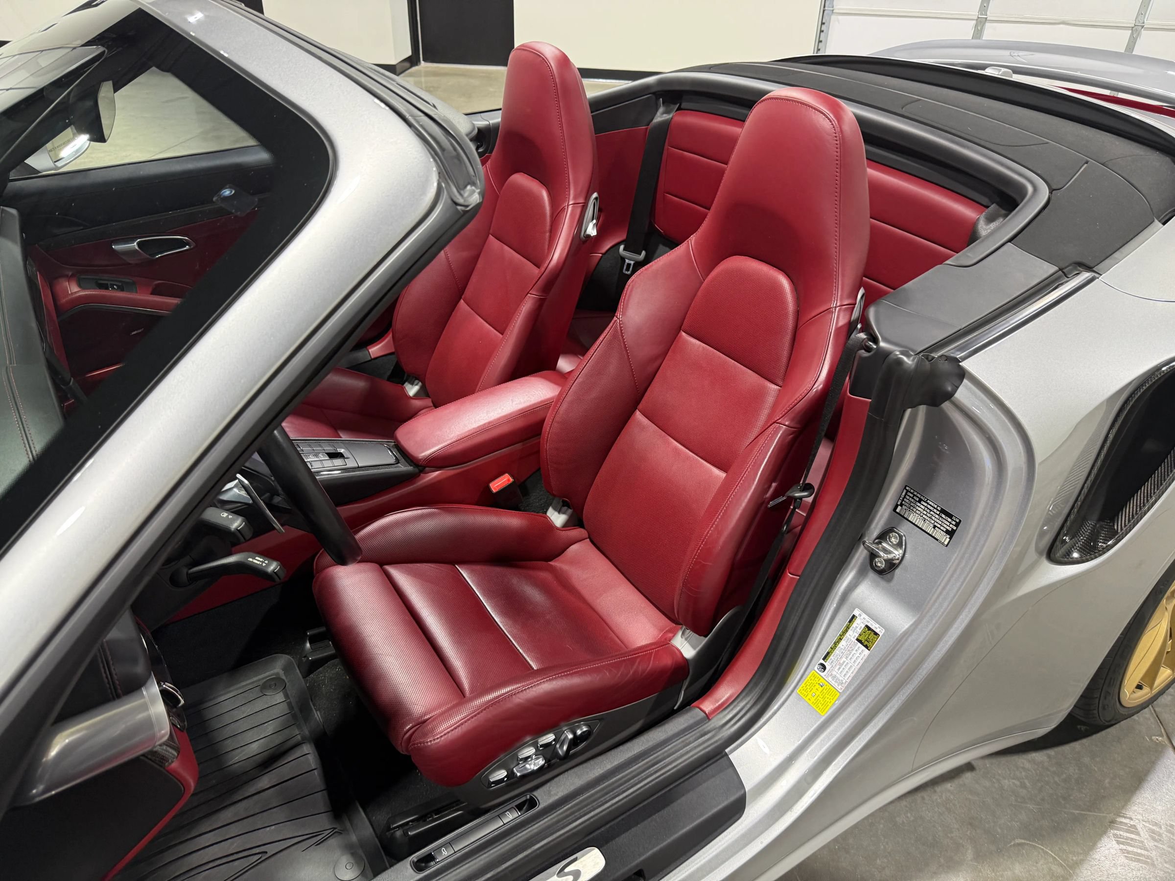 Used 2017 Porsche 911 Turbo S AWD/4WD image 58