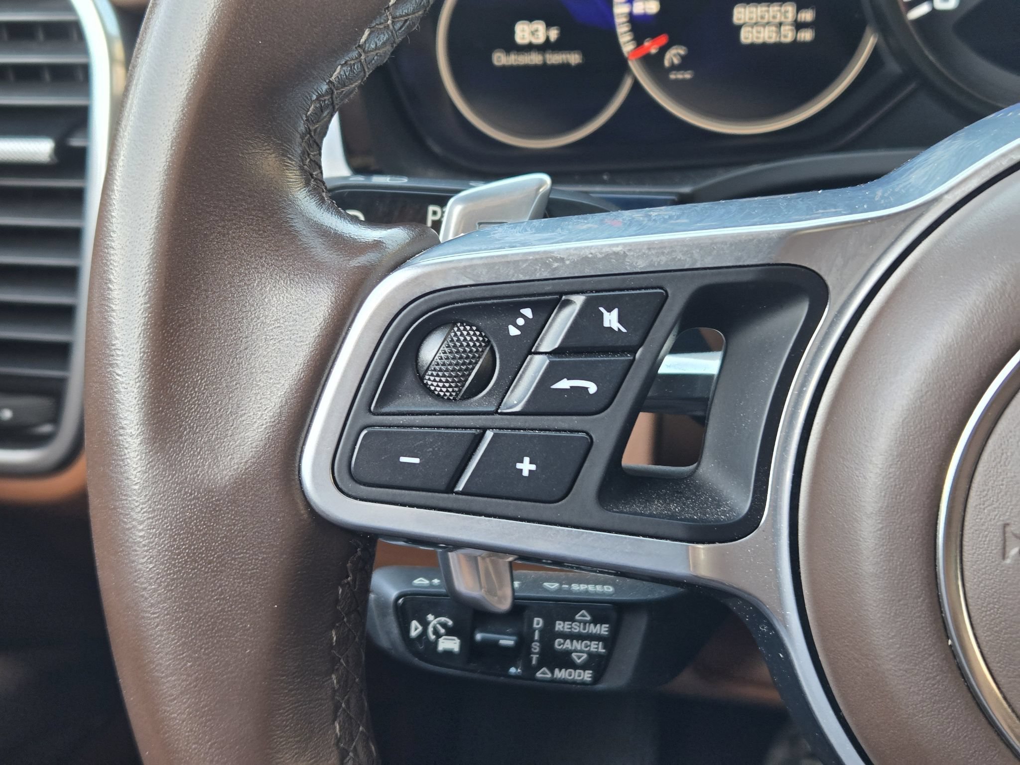 Used 2020 Porsche Cayenne S AWD/4WD image 29