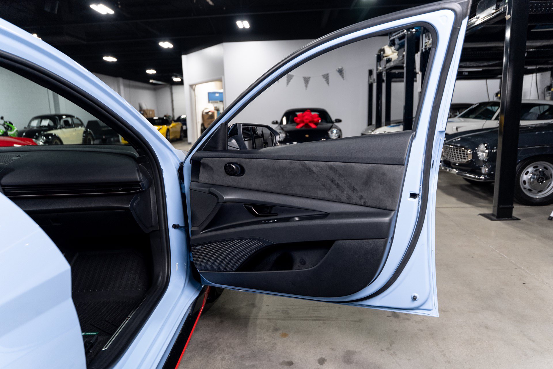 Used 2023 Hyundai Elantra N FWD image 51