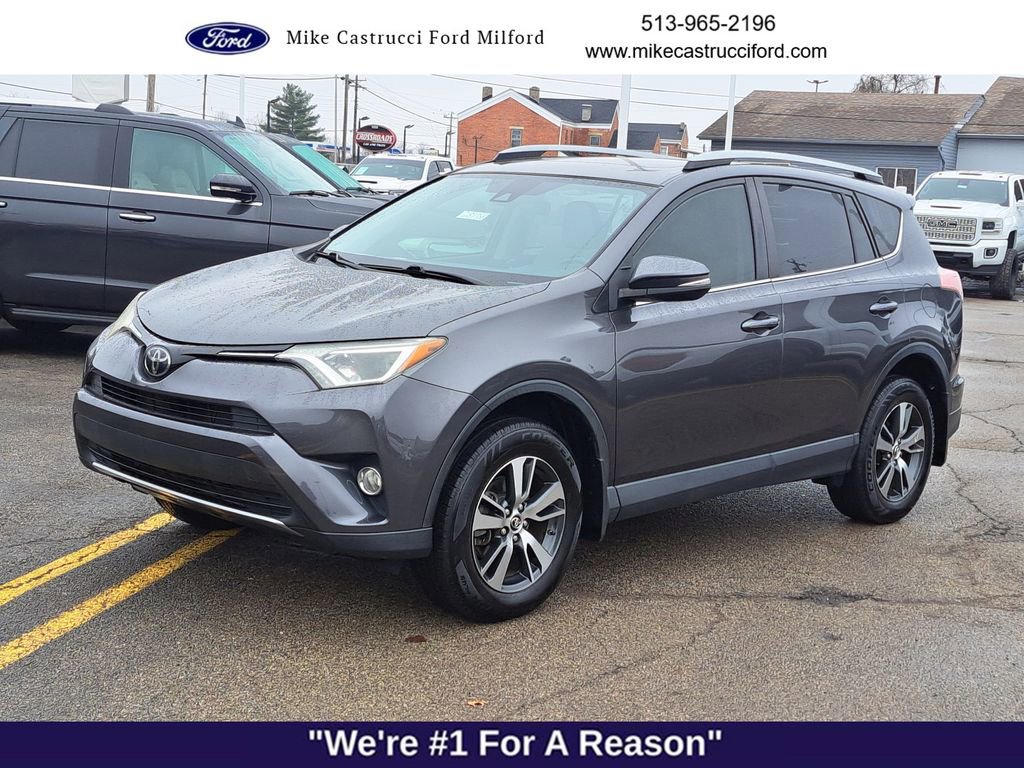 Used 2018 Toyota RAV4 XLE video 1