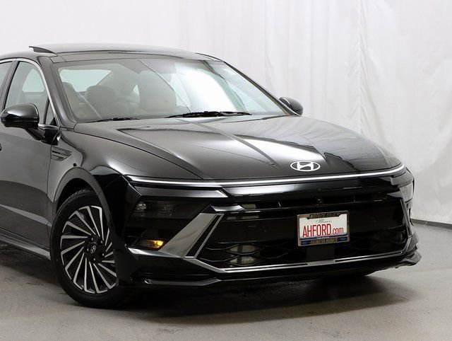Used 2024 Hyundai Sonata Limited image 2